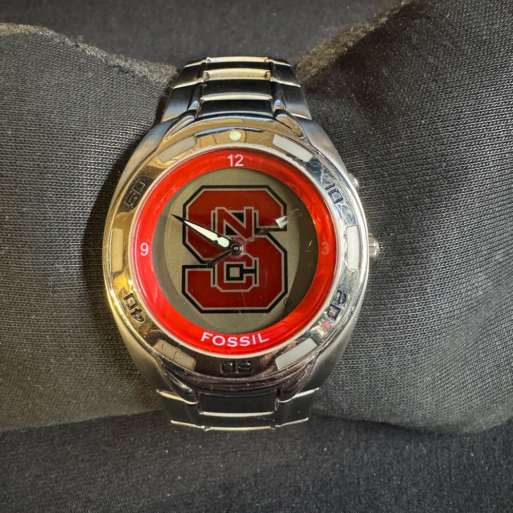 Fossil NC State Wolfpack Kaleido Watch
